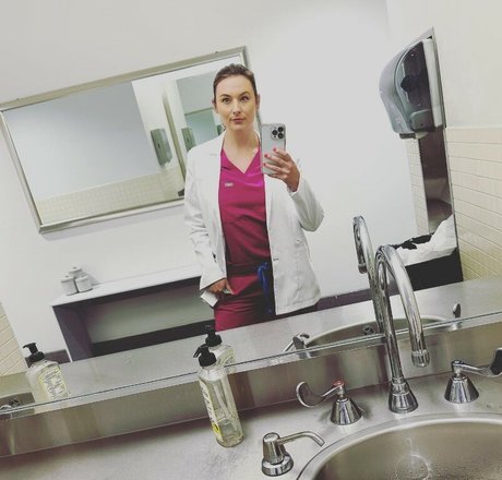 That Er Nurse star perfect gallery