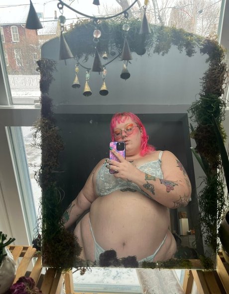 cheeks4cherry model high quality picture