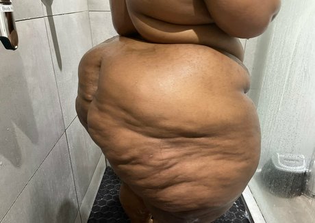 Kandi Pear star xxx picture