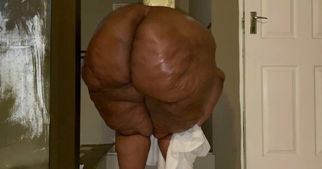 Kandi Pear sex star pics