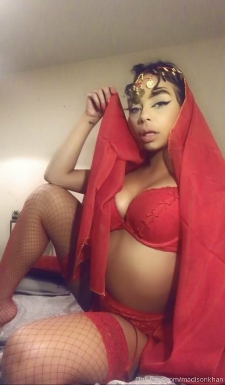 Madison Khan star perfect pictures