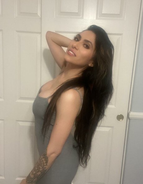 Cristina Vee pornstar perfect archive