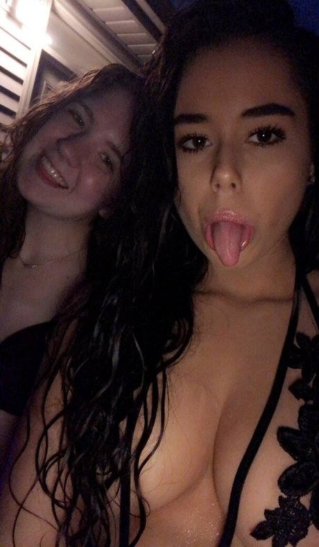 Nerdysara star naked photos