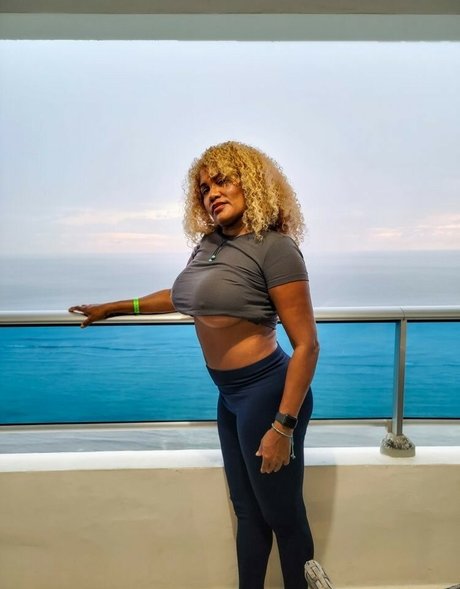 Mango Maddy star nice pics