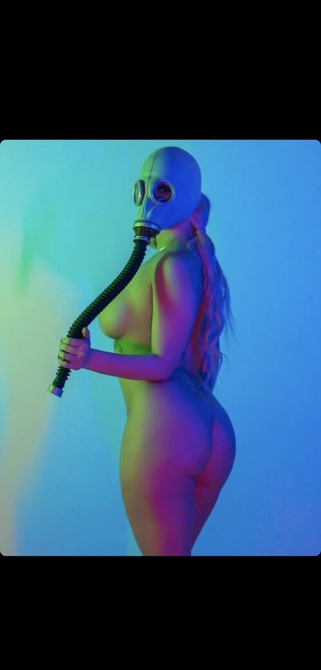 sarahsnow nude model photos