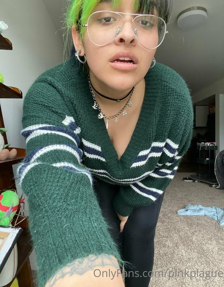 Pinkplague model nude galleries