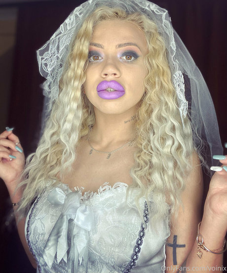 voinix actress gallery