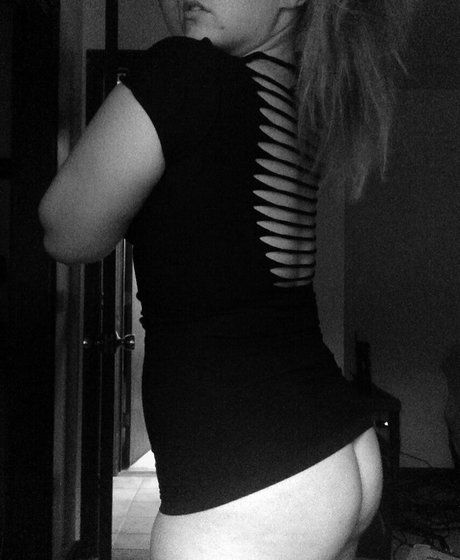 ashrainnfree model sexy images