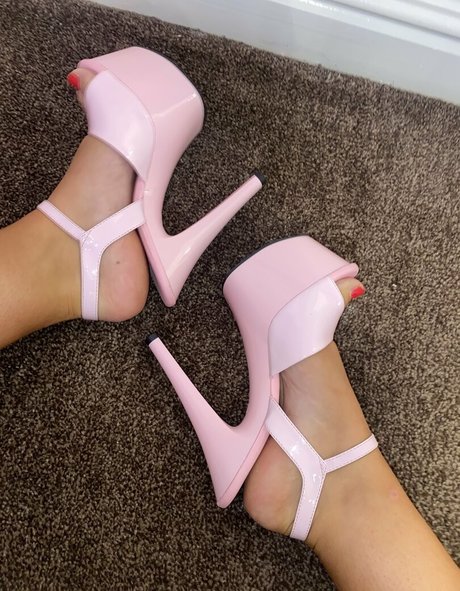 naughtybitchhh8 nudes star picture