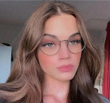 Xenia Harsen nudes model gallery