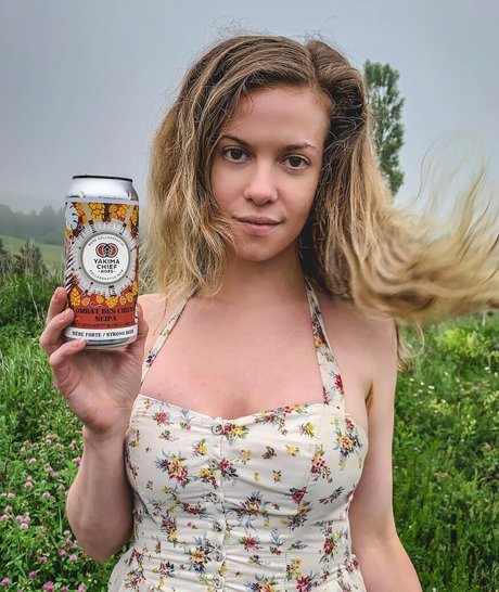 Mim Jackson star perfect pic