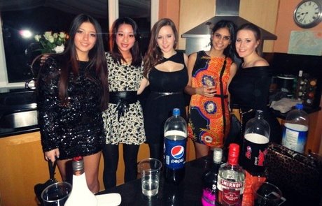 Maton Twins model hd archive