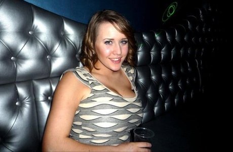 Maton Twins xxx model galleries