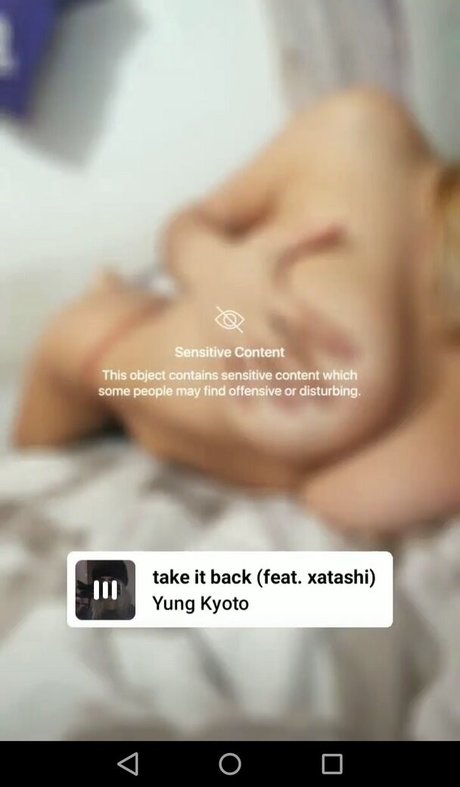 Rous Rochio22 nude pornstar pic