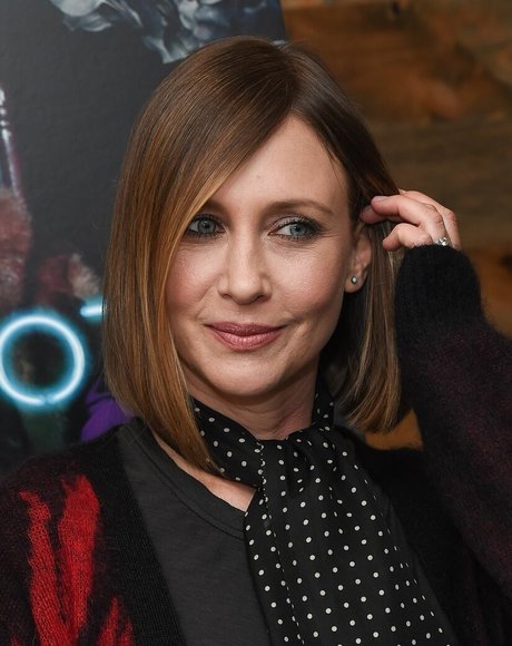 Vera Farmiga model beautiful pic