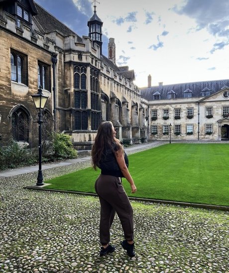 Gemma K erotic model photo