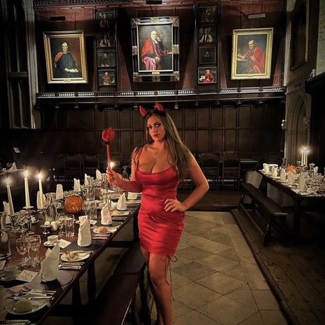 Gemma K pretty star pics