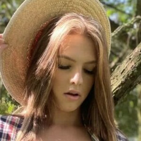 Rafaela Didone model hd archive