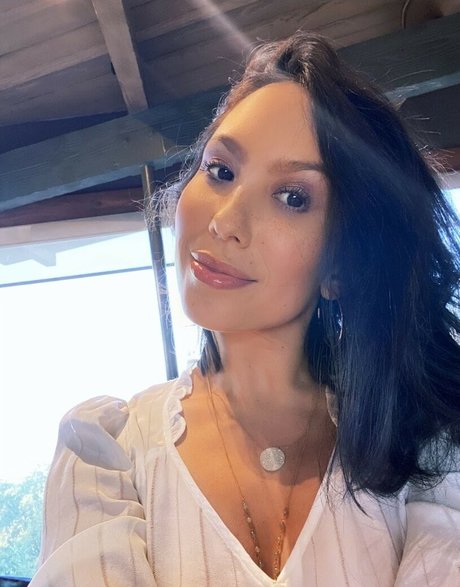 Cheryl Burke art pornstar photos