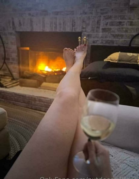 nxtdoormlffeet model nudes pics