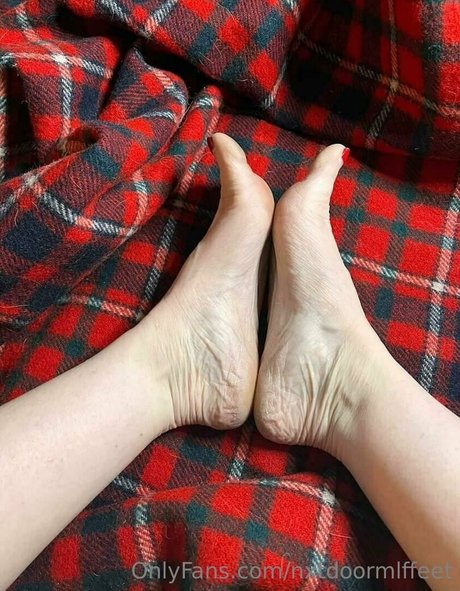 nxtdoormlffeet beautiful actress picture