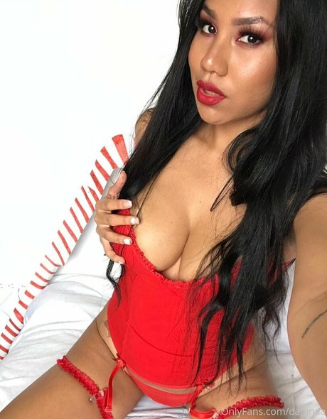 dalunaa naked star picture