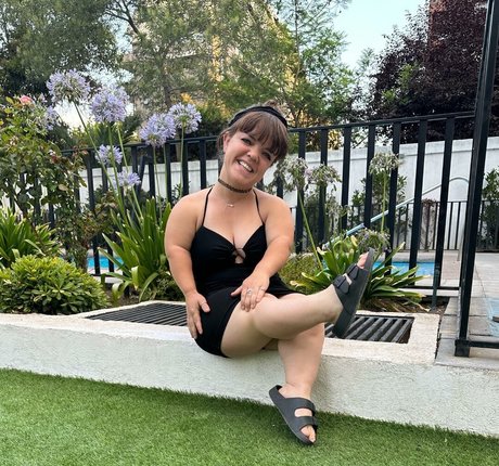 Jomini Dancer high quality model photos