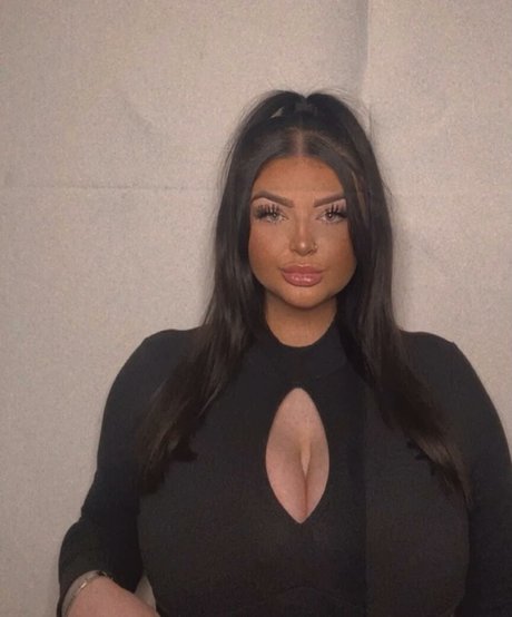 Katie Kerman adult model pics