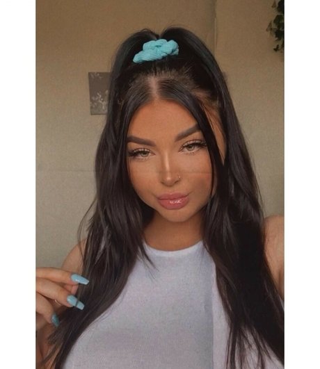 Katie Kerman nice actress pics