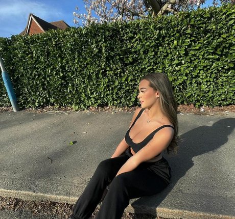 Camille Kathleen Bennetton hd pornstar photo