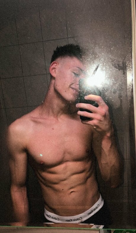 lucashallfree pornstar nice pictures