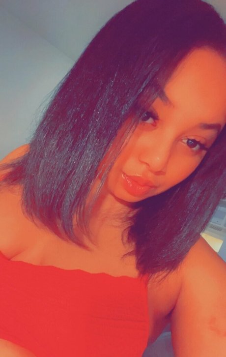 giaonlyfans sex model picture