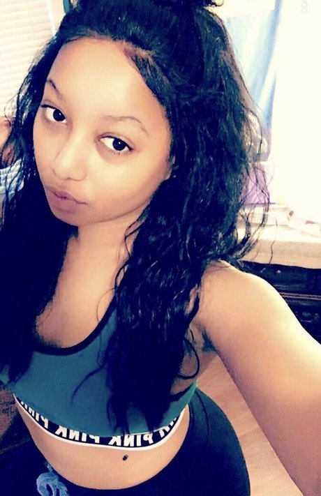 giaonlyfans adult actress pic