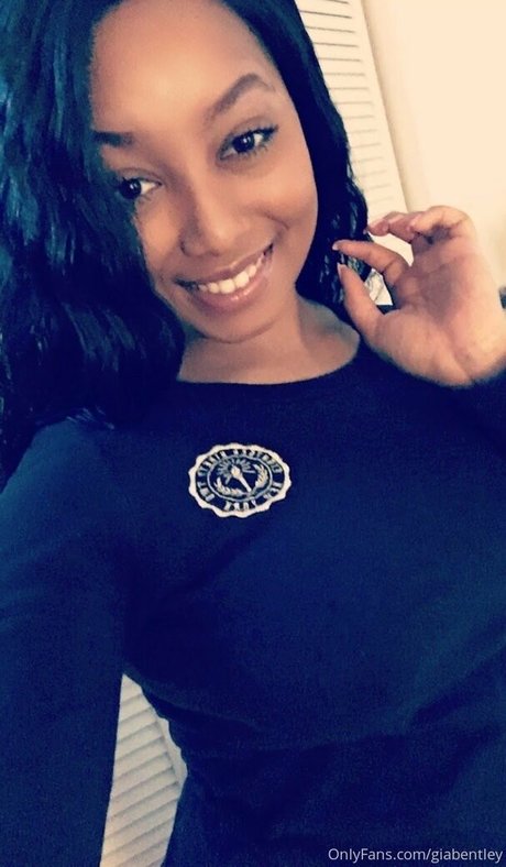 giaonlyfans erotic star image