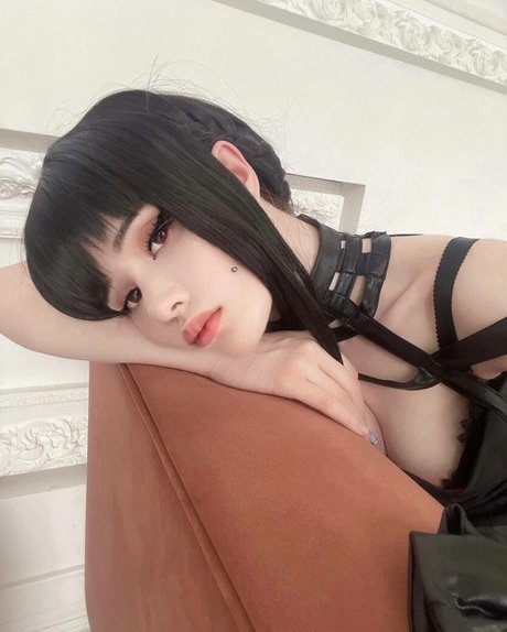 SuiSaiUwU hd model galleries