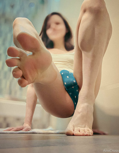 amicrossd nudes star photo