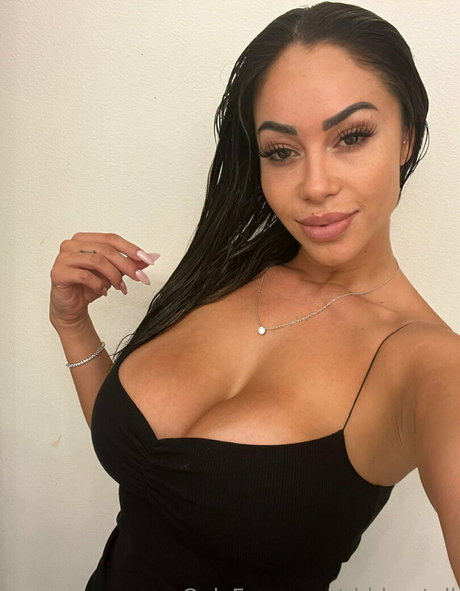 Shantel Tinajero beautiful pornstar gallery