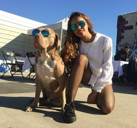 Alisha Boe star art img