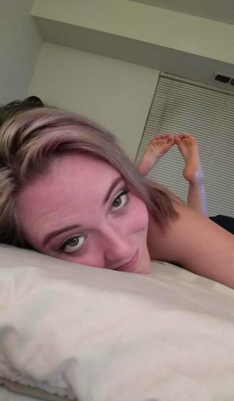 karathefootgoddess pornographic star photos