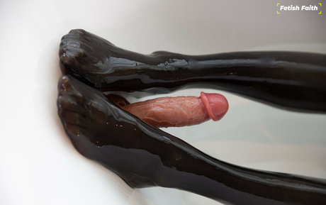 fetishfaith model adult pics