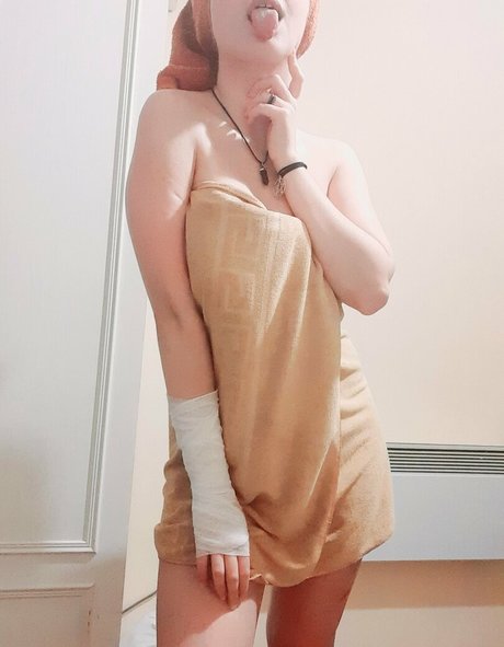 bella ruiz nude star pic