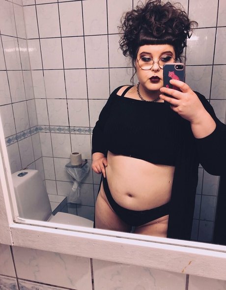 adinaanger star adult pictures