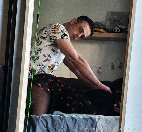 Valeera Raine free actress pic