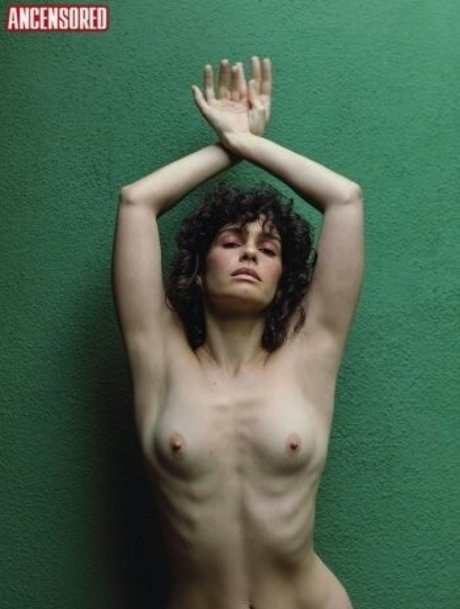 Maria Flor model nude image