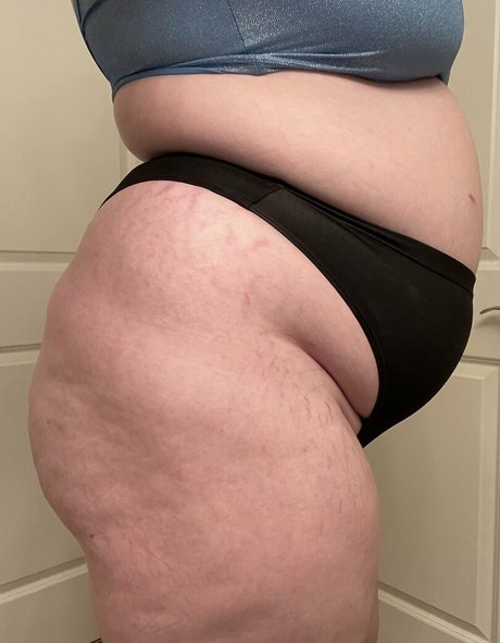 ffabellylover exclusive model picture