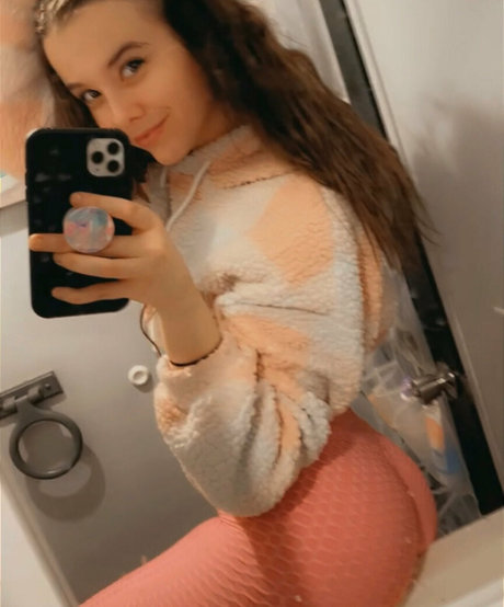 cutelilrosesfree nudes star picture