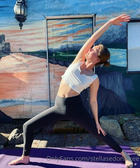 stellasedonafree free actress images