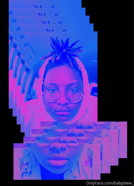 marsxbluefree star nude pics