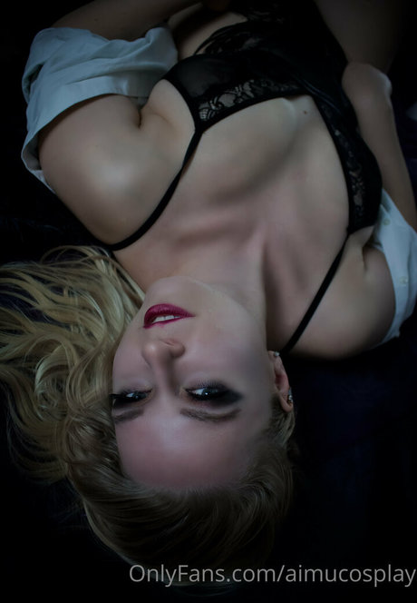 AimuCosplay sex star picture