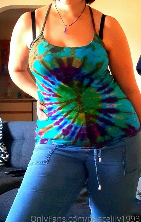 peacelily1993 model nudes image